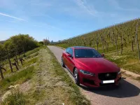 Gebraucht Jaguar XE S 340 PS (250 kW) 2015 Rot Limousine
