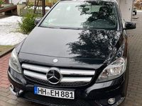 Gebraucht Mercedes B180 109 PS (80 kW) 2013 Schwarz Van / Kleinbus