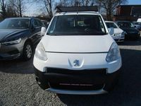 Gebraucht Peugeot Partner Tepee Active 92 PS (67 kW) 2012 Weiß Van / Kleinbus