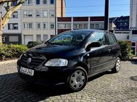 Gebraucht VW Fox 60 PS (44 kW) 2010 Schwarz Kleinwagen