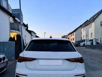 Gebraucht Audi A3 Sportback e-tron 150 PS (110 kW) 2022 Weiß Kleinwagen
