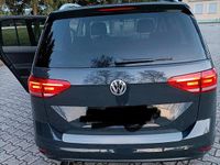 Gebraucht VW Touran Sound 150 PS (110 kW) 2017 Grau Van / Kleinbus