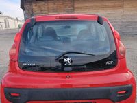 Gebraucht Peugeot 107 68 PS (50 kW) 2010 Rot Kleinwagen