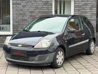 Gebraucht Ford Fiesta Ambiente 60 PS (44 kW) 2006 Blau Kleinwagen