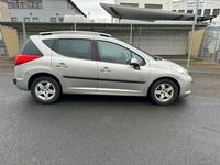 gebraucht Peugeot 207 Urban Move / Glassdach / Motorprobleme !!