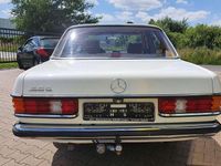 Gebraucht Mercedes 200 109 PS (80 kW) 1982 Weiss Limousine
