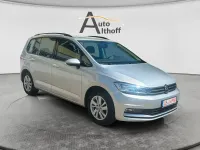 Gebraucht VW Touran IQ Drive 150 PS (110 kW) 2023 Silber Van / Kleinbus