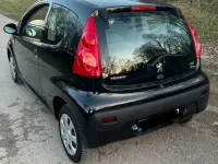 Gebraucht Peugeot 107 68 PS (50 kW) 2009 Schwarz Kleinwagen