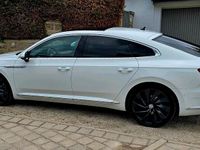 Gebraucht VW Arteon R-line 190 PS (139 kW) 2018 Weiß Kleinwagen