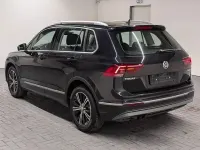 Gebraucht VW Tiguan Highline 150 PS (110 kW) 2017 Tiefschwarzmet. SUV