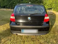 Gebraucht BMW 118 122 PS (89 kW) 2006 Schwarz Kleinwagen