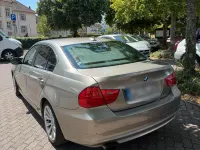 Gebraucht BMW 318 Lifestyle 143 PS (105 kW) 2011 Beige Limousine