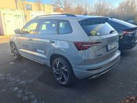 Neu Skoda Karoq Lounge 150 PS (110 kW) 2025 Grau SUV