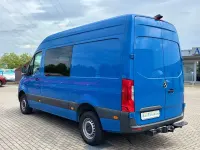 Gebraucht Mercedes Sprinter 190 PS (139 kW) 2022 Blau Van