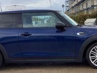 Second-hand Mini ONE 102 CP (75 kW) 2014 Albastru Hatchback