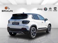 Neu Jeep Avenger Summit 110 PS (80 kW) 2025 Snow white /dach volcano black SUV
