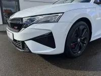 Gebraucht Skoda Octavia RS 265 PS (194 kW) 2024 Weiß Kombi
