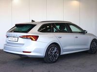 Gebraucht Skoda Octavia Clever 150 PS (110 kW) 2022 Silber Kombi