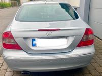 Gebraucht Mercedes CLK280 231 PS (169 kW) 2009 Silber Coupé