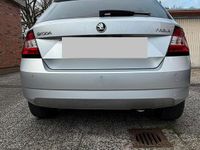 Gebraucht Skoda Fabia Joy 60 PS (44 kW) 2016 Silber Kleinwagen