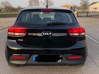 Gebraucht Kia Rio Vision 84 PS (61 kW) 2022 Schwarz Limousine