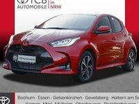Neu Toyota Yaris Hybrid 116 PS (85 kW) 2025 Rot Limousine