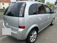 Gebraucht Opel Meriva Innovation 105 PS (77 kW) 2010 Silber Van / Kleinbus