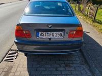 Gebraucht BMW 318 118 PS (86 kW) 1998 Blau Limousine