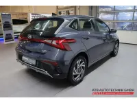 Neu Hyundai i20 Trend 90 PS (66 kW) 2026 Weiss Limousine
