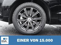 Gebraucht Volvo XC60 Plus 455 PS (334 kW) 2024 Schwarz metallic SUV