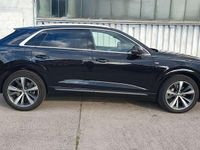 Gebraucht Audi Q8 S-Line 286 PS (210 kW) 2019 Orcaschwarz/deep black SUV