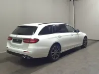 Gebraucht Mercedes E220 Avantgarde 220 PS (161 kW) 2023 Weiß Limousine