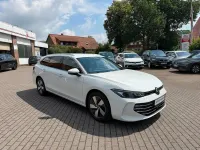 Gebraucht VW Passat Business 150 PS (110 kW) 2025 Weiß Kombi