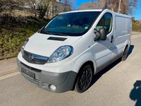 Gebraucht Opel Vivaro 118 PS (86 kW) 2014 Weiß Van / Kleinbus