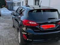 Gebraucht Ford Fiesta 101 PS (74 kW) 2017 Schwarz Limousine