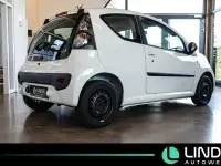 Gebraucht Citroën C1 Tendance 68 PS (50 kW) 2012 Weiß Kleinwagen