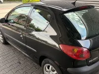 Gebraucht Peugeot 206 67 PS (49 kW) 2008 Schwarz Kleinwagen