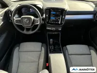 Neu Volvo XC40 Core 163 PS (119 kW) 2026 Grau SUV