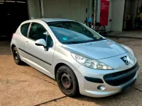 Gebraucht Peugeot 207 88 PS (64 kW) 2006 Silber Kleinwagen