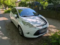 Gebraucht Ford Fiesta Trend 82 PS (60 kW) 2010 Weiß Limousine