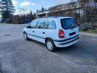 Gebraucht Opel Zafira Elegance 116 PS (85 kW) 1999 Weiß Van / Kleinbus