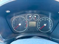 Second-hand Ford Transit Connect 75 CP (55 kW) 2012 Alb Monovolum