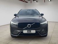 gebraucht Volvo XC60 B4 D AWD R Design PANO*AHK*H&K*uvm.