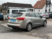 Gebraucht Kia Ceed 135 PS (99 kW) 2013 Grau Kleinwagen