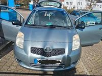 Gebraucht Toyota Yaris 69 PS (50 kW) 2007 Grau Kleinwagen