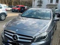 Gebraucht Mercedes A180 122 PS (89 kW) 2013 Grau Kleinwagen