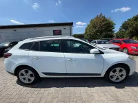 Gebraucht Renault Mégane GrandTour 131 PS (96 kW) 2010 Gletscherweiß Kombi