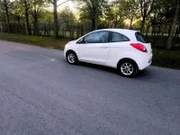 Gebraucht Ford Ka 69 PS (50 kW) 2015 Weiß Limousine