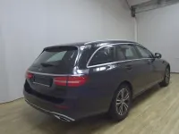 Gebraucht Mercedes E220 Avantgarde 194 PS (142 kW) 2020 Schwarz Kombi