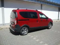 Gebraucht Dacia Dokker Stepway 95 PS (69 kW) 2020 Rot Van / Kleinbus